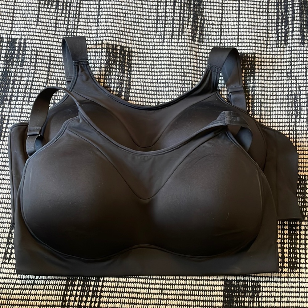 Calia black 40DD and 40E bras
